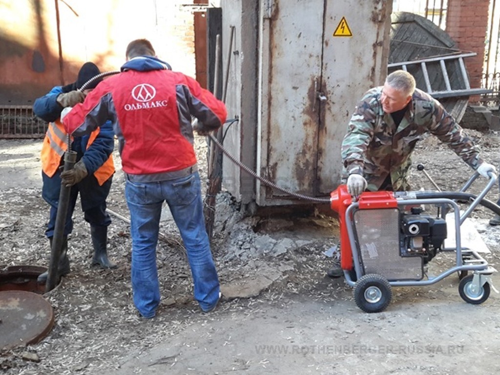 Механическая прочистная машина R 140 B (с комплектом штанг и насадок)