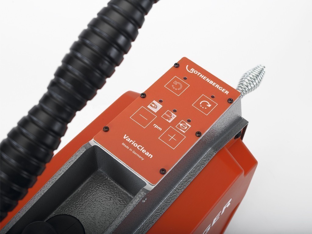 Аккумуляторная машина для прочистки труб R600 VarioClean с набором спиралей и инструмента