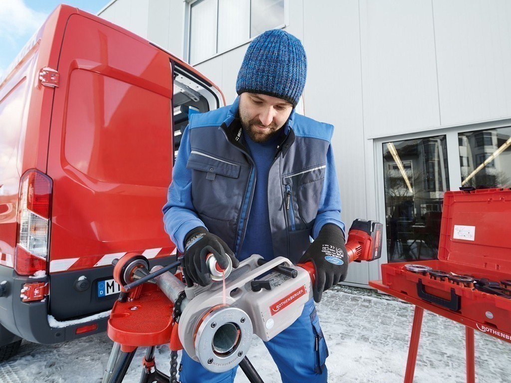 Набор SUPERTRONIC 2000 E, со струбциной, с адаптером ROFIX, с литиевым аккумулятором D 1/2 - 2".